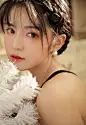 绝色美女吊带裸背美女诱惑大胆写真[9/9]_性感美女_美桌网