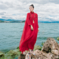 # 纯正的中国红旗袍，温婉飘逸，富有浓浓的古典美#