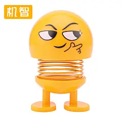 抖音同款汽车摆件表情包弹簧摇头公仔车载摆件摇头娃娃厂家直销