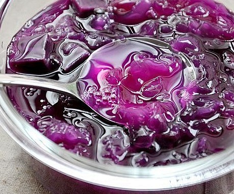 好喝的紫薯银耳汤

原料：银耳、紫薯、冰...