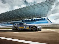 奔驰AMG GT3赛车图片壁纸下载