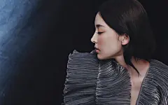 古力娜扎优雅性感高清桌面壁纸