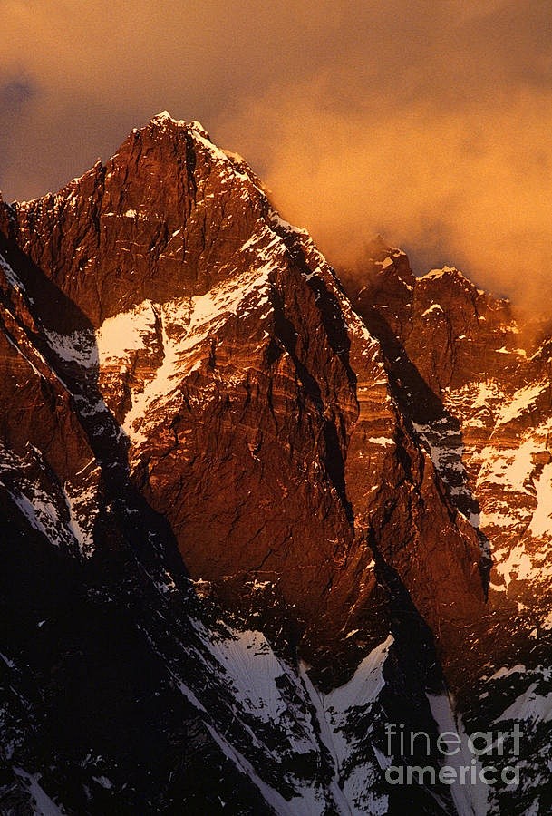 ✯ Lhotse Peak - Khum...