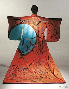 【服装设计大师 石冈瑛子 Eiko Ishioka】