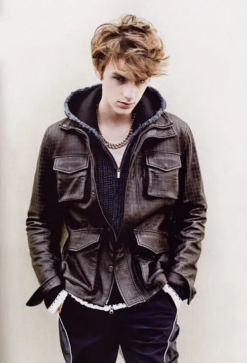 「不羁∶汉纸」内的花瓣采集图片-想养一条狗