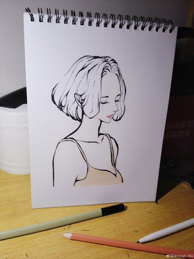 手绘，女孩头像短发
