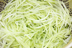 不怠倦采集到素材