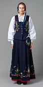 #绘画参考#北欧挪威传统服饰参考（女子篇），122P。打包下载O网页链接（关注@CG美术人网 ，每天都分享优质绘画资源）