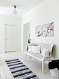 白茶™ » 简单家居生活杂志 » 65平米的白色原生态公寓