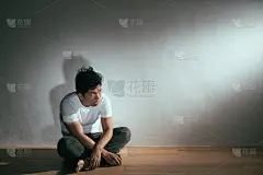 自闭症智障男性概念