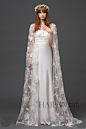 2015婚纱流行趋势预测：奢华蕾丝与飘逸雪纺的经典材质演绎当代新娘嫁衣时尚！