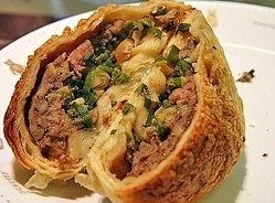 [台湾美食胡椒饼] 胡椒饼是台湾的一款美...