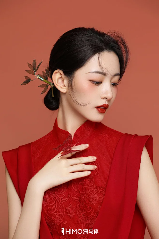 国潮 #妆容#彩妆# #眼妆# #唇妆##护肤#美妆#美女#微笑#笑容#模特#医美#女装#酷#流行#时尚#珠宝#高清照片#摄影#身材#彩妆 ...