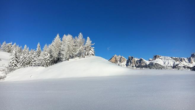 冰天雪地冬天雪景背景