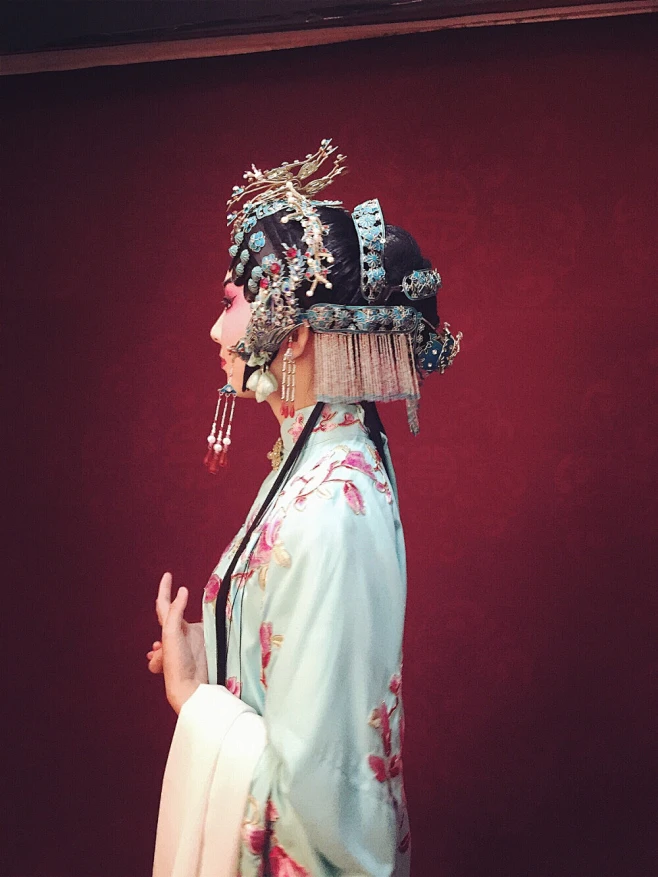 戏子青衣花旦戏服伶人摄影插画-花瓣网