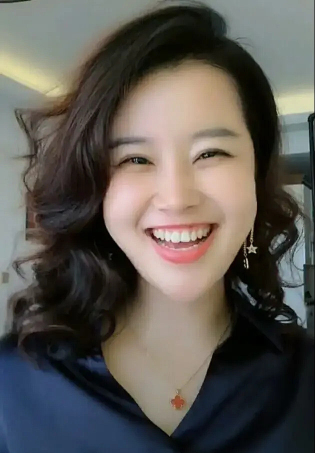 四十岁依然单身的我，笑容背后的心酸有谁能...