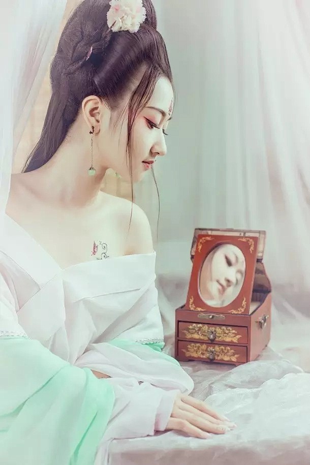 哲理故事135 一亲一疏