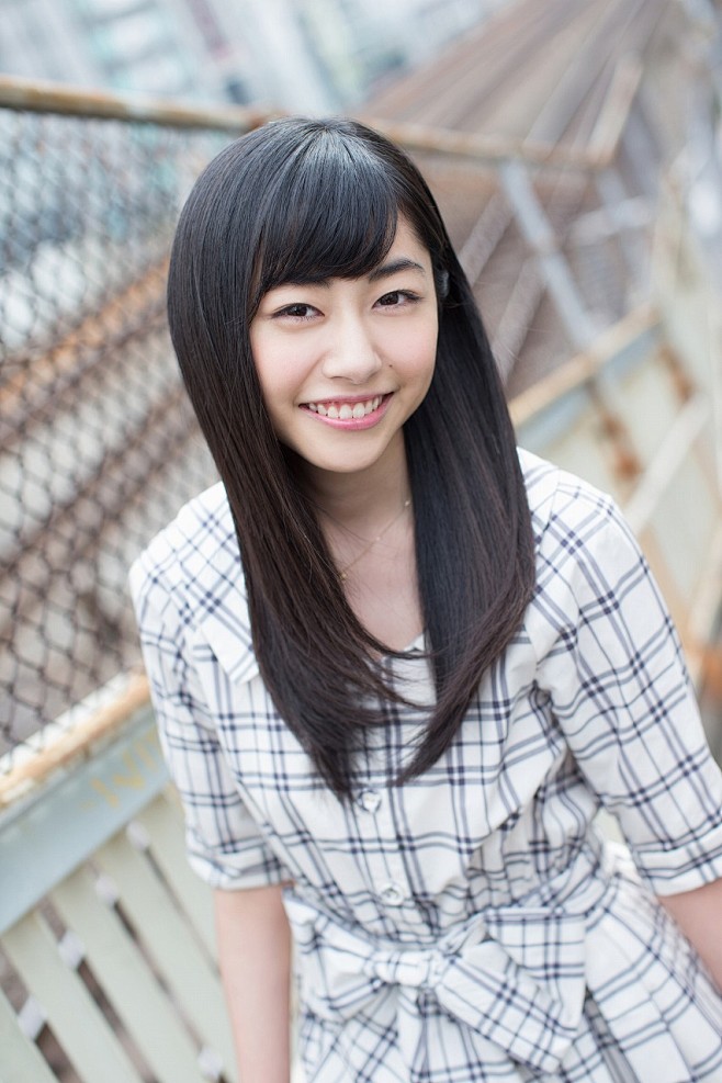 kahokobayashipochan: fresh actress 铃木裕乃 | hustle press