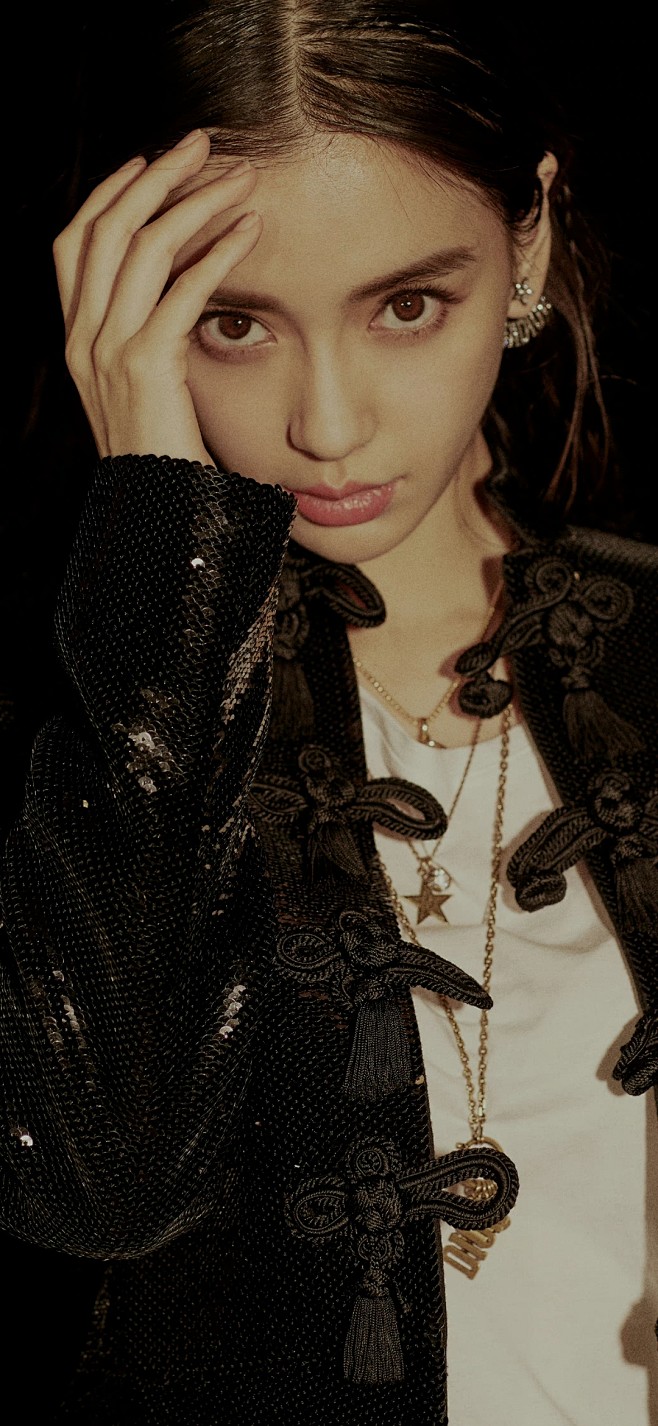 Angelababy
采集@别致的七