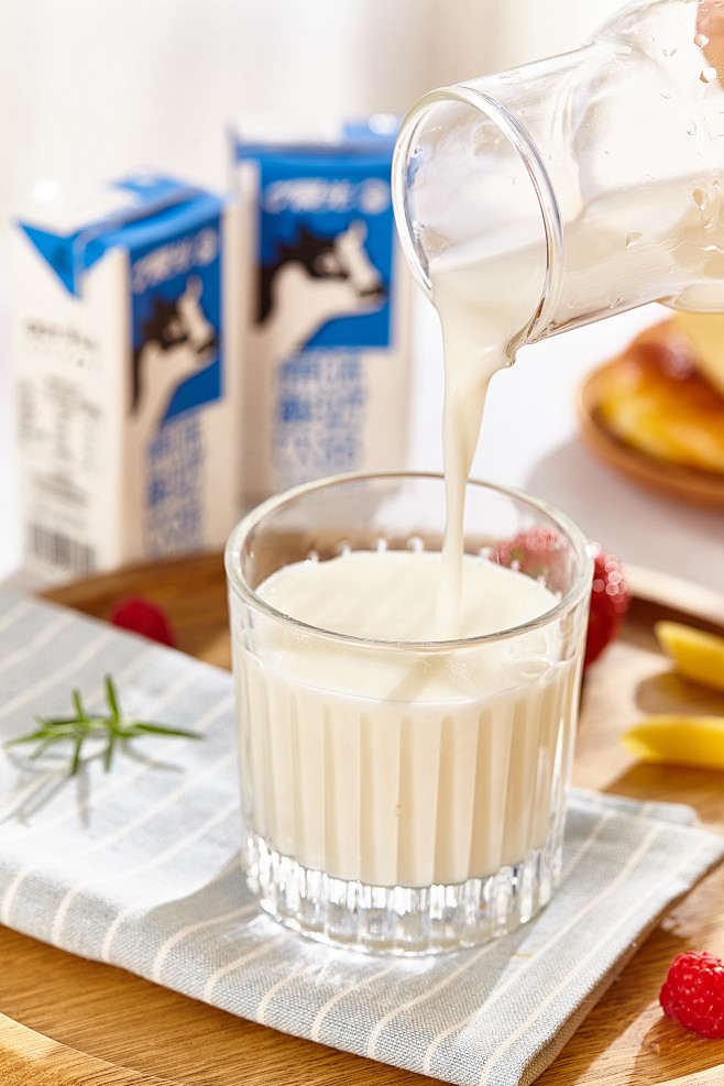 牛奶麦片珠宝 化妆品产品香水口红食品摄影...