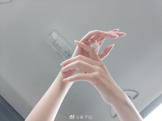 最近太忙了
天气太热了多喝烫水
@暮春1...