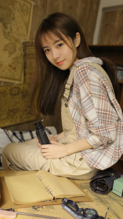 自言自语自相爱采集到美女