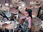 逆天了！10岁外国绝美小萝莉超震撼架子鼓演奏。