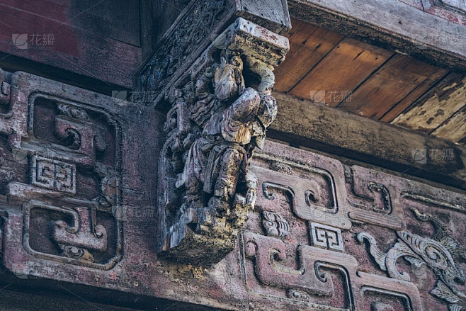 传统房屋上的木雕，建筑细节素材-花瓣网