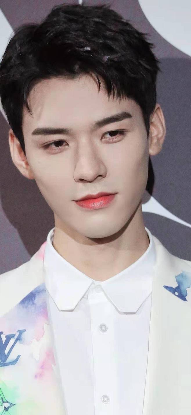 龚俊