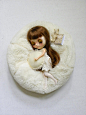 Blythe Bean Bag / Faux fur Creamy White / furry : This super big and super soft Blythe bean bag is made from fluffy creamy white faux fur. Your girl is going to love lounging, reading and
