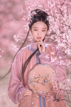 画画的行客采集到剧照/真人（女）