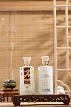 Silence王采集到白酒摄影黄金底