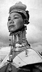 Giraffe Neck Women Of Burma.3 : Explore bucklesw1 photos on Flickr. bucklesw1 has uploaded 21376 photos to Flickr.