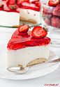 No-Bake Cheesecake with Strawberry Topping (Polish Recipe)