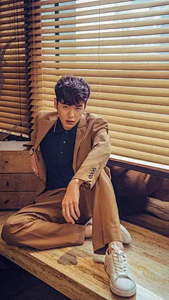 张若昀壁纸|“幸好是你”“幸好也是你”_360图片