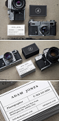 100个极品名牌设计模版展示模型PSD下载vintage-cameras-b-cards-mockup