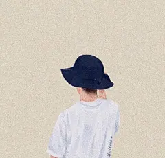 男生背影插画,我见过最美的风景,是你温柔的背影_360图片