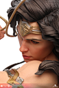 QUEEN STUDIOS DC COMICS WONDER WOMAN 1/4 STATUE
