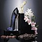 CAROLINA HERRERA | Good Girl - Coffret Eau de Parfum : Pour la St Valentin, exprimez votre féminité et libérez vos envies avec GOOD GIRL de Carolina Herrera.Redécouvrez l'arme de séduction au sillage sensuel et mystérieux à travers le coffret GOOD GIRL av