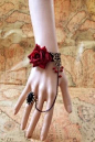    红色COSPLAY奢华蔷薇玫瑰花朵蕾丝吸血鬼哥特风复古手链带