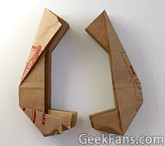 第二步：折叠（参考上面的图纸）