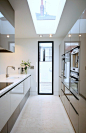 Compact Kitchen | Bromilow Architects//: 