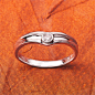 浓情 18K金钻石情侣男戒（丘比特钻石珠宝qbt520.com）丘比特珠宝为您提供最优质的戒指选购服务，各种类型钻石戒指、结婚戒指、订婚戒指品牌任您选购。