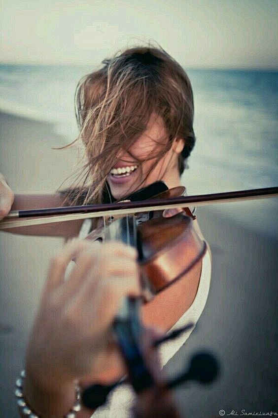 #girl#violin: 