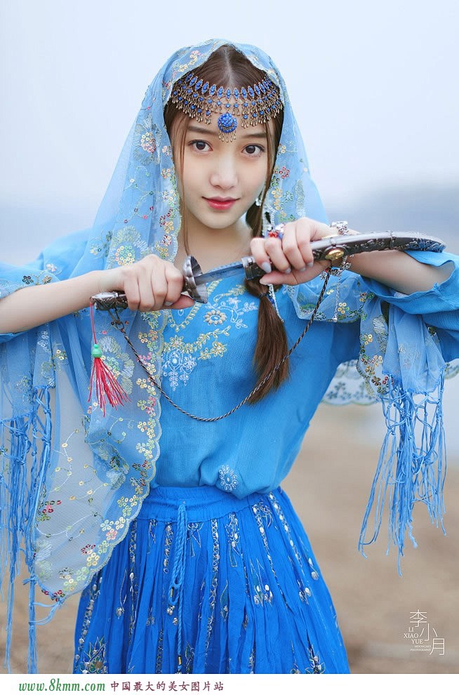 蓝天、黄沙、碧水和那充满异域风情的姑娘第...