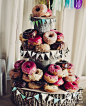 婚礼创意甜点 蛋糕外的更好选择！#婚礼##创意##甜点##甜甜圈##巧克力#