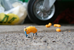 安若生采集到The Art of Slinkachu – Tiny Hand