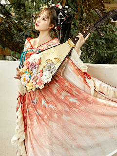 松烟❤采集到服饰素材
