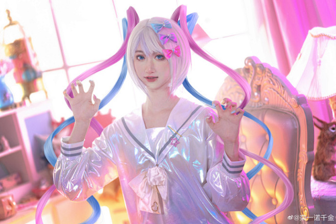 #主播女孩重度依赖# 超天酱来咯#超天酱cos# 出镜：@栾一诺千金