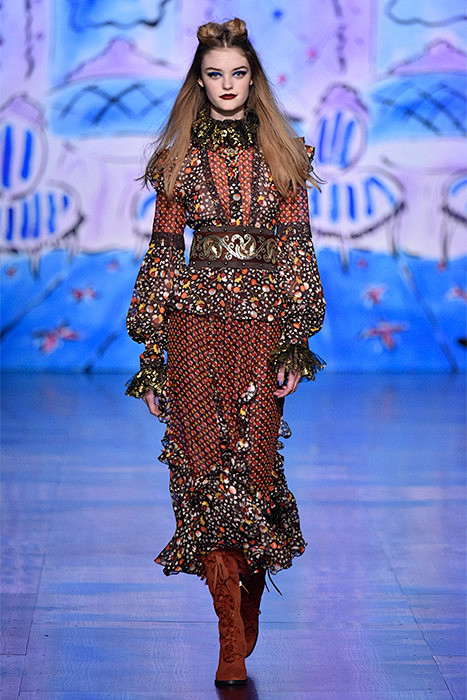 ANNA SUI : ANNA SUI ...